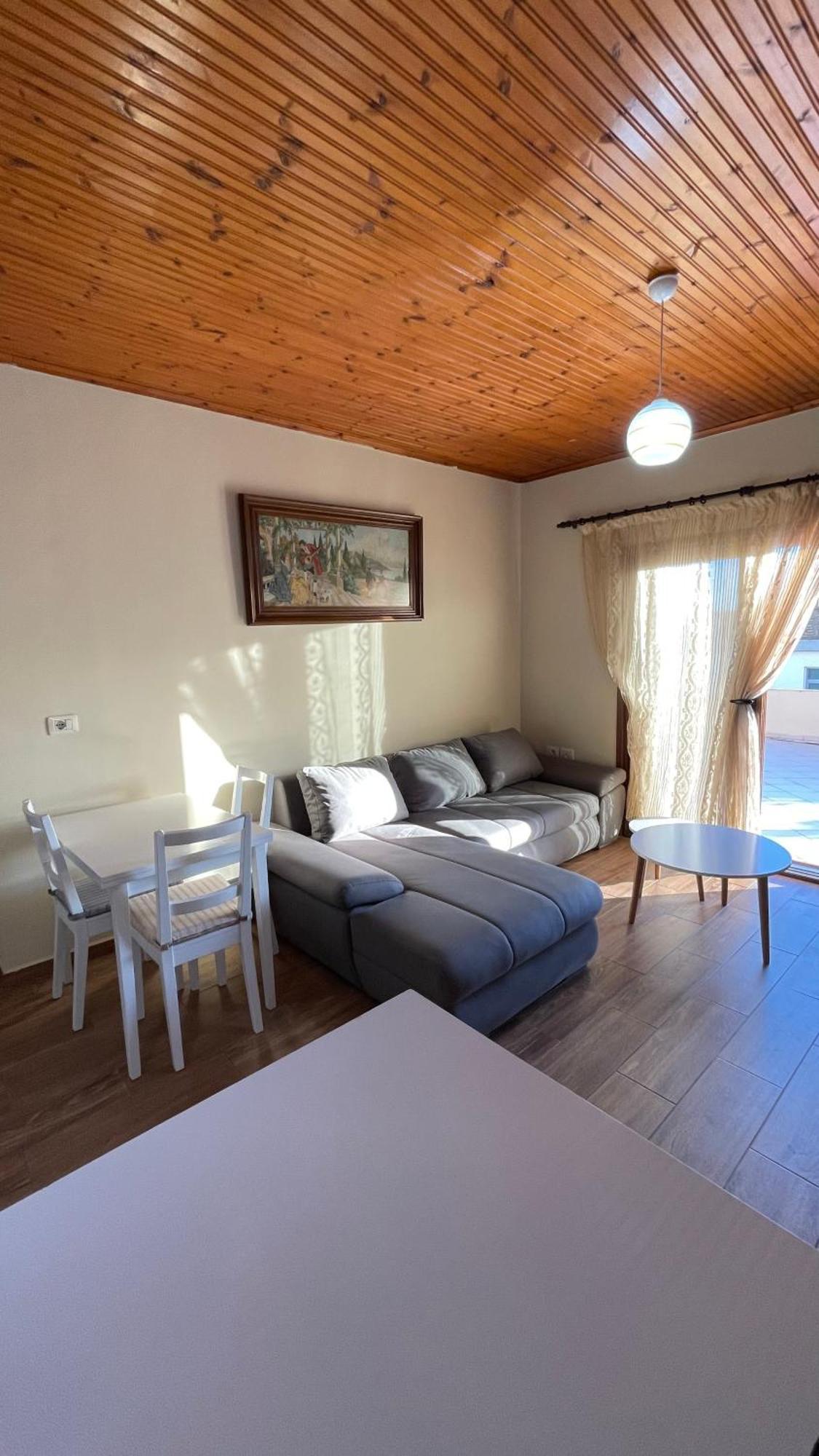 July Seaview Apartments Sarandë Exteriör bild