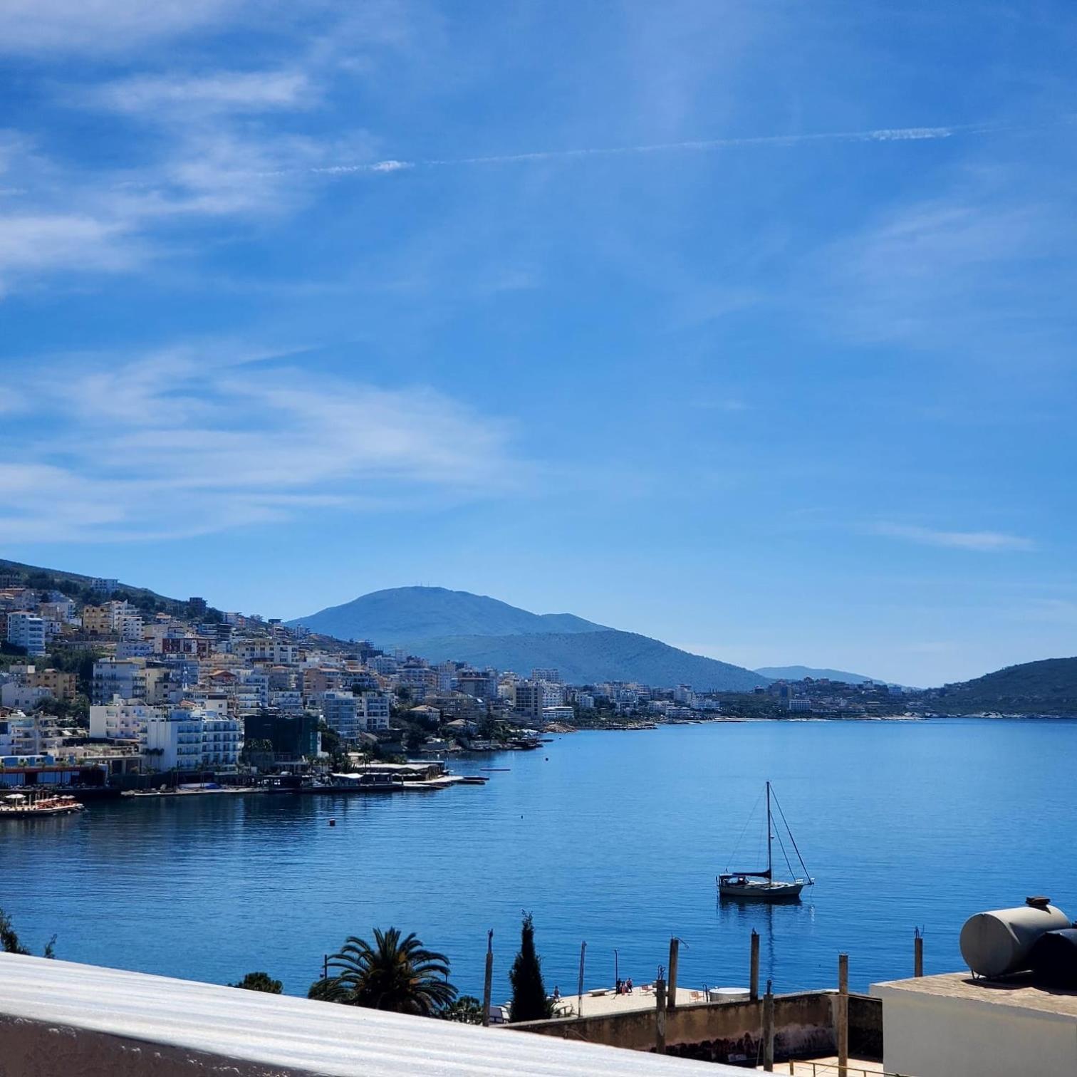 July Seaview Apartments Sarandë Exteriör bild
