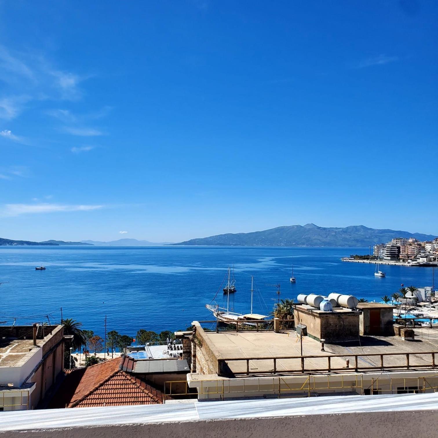 July Seaview Apartments Sarandë Exteriör bild
