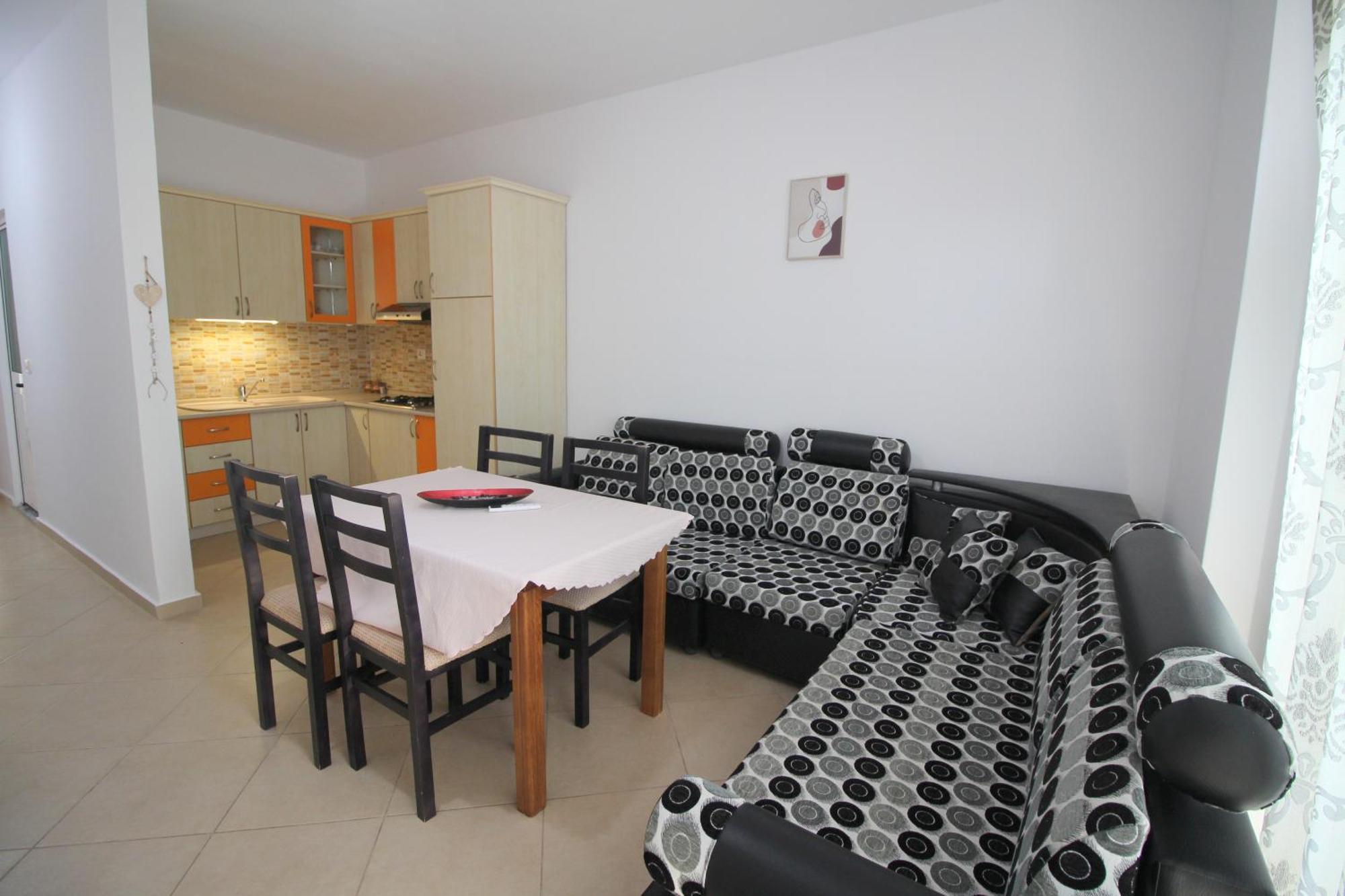July Seaview Apartments Sarandë Exteriör bild